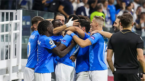  Những 'gã tí hon' liên tiếp gây địa chấn ở Champions League